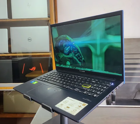 Asus Vivo Book X513E 10 GB Gaming NVIDIA Core i5