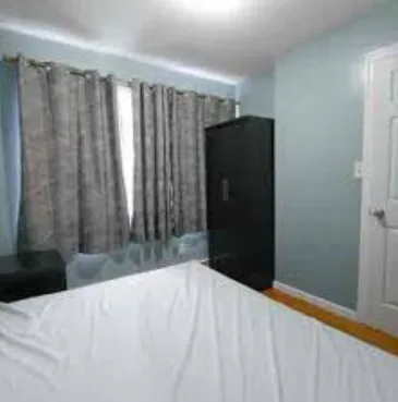 Clason Point Basement For Rent