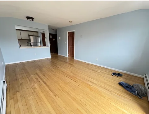 Elmhurst Room for rent