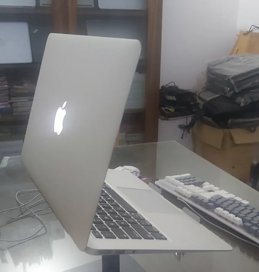 Apple MacBook Air 2017 Core i5