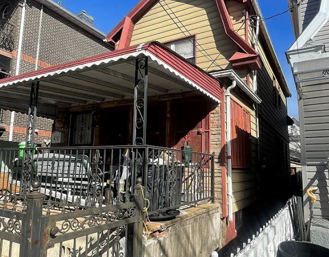 Remington House For Rent
