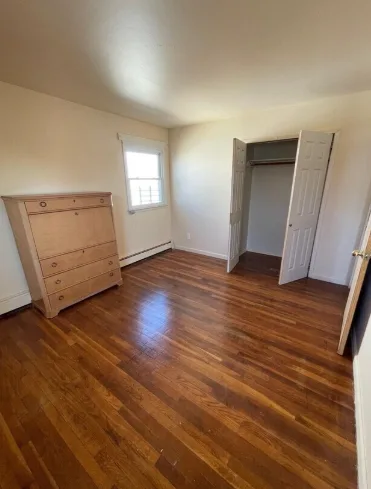 Queens village Room For Rent