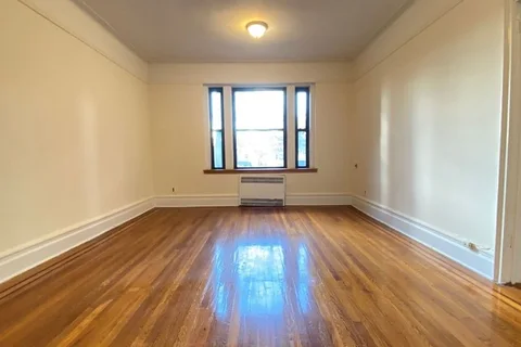 Queens Village Semi-Basement For Rent