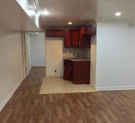 Jamaica Room For Rent