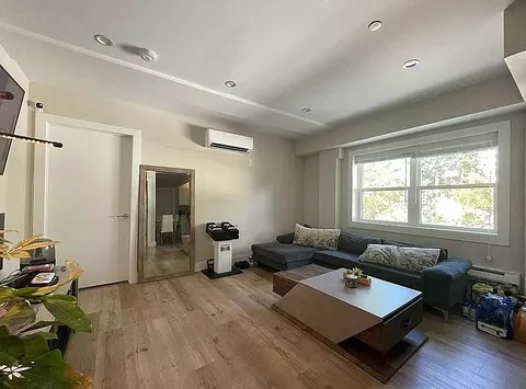 Jamaica Room For Rent