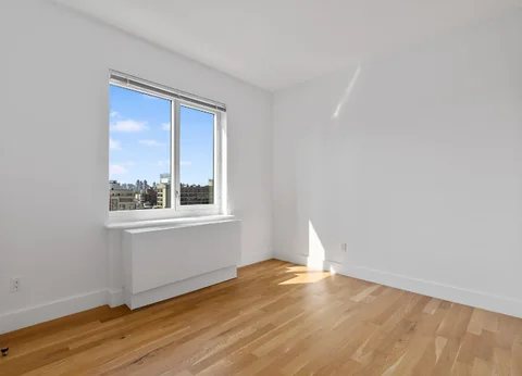 Jamaica Basement Room For Rent
