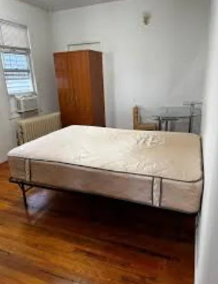 Elmhurst Roommate Needed