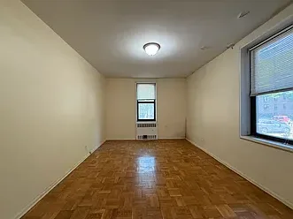 Jackson Heights Roommate Needed