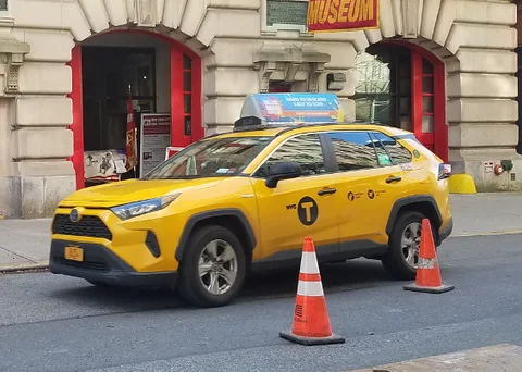 Jackson Heights Yellow Driver Needed