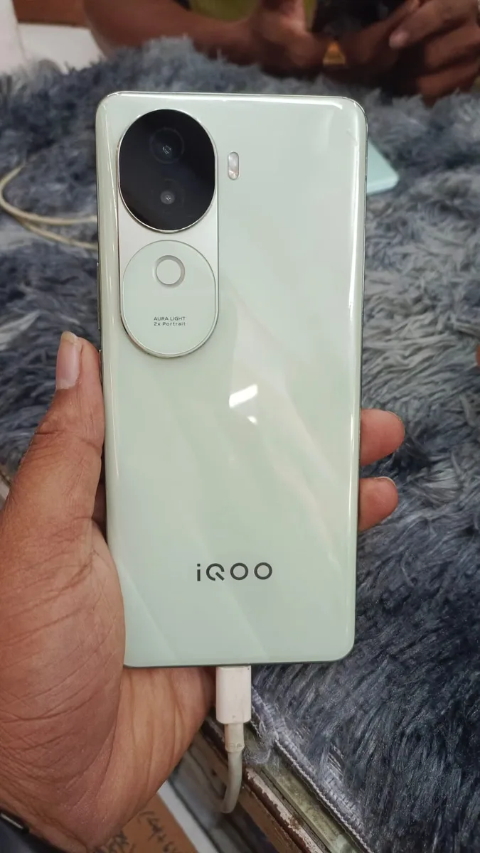 Iqoo z9s