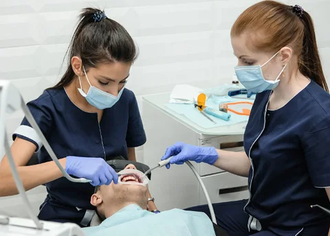 Jamaica  Dental assistant Needed