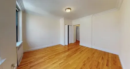 Elmhurst Room For Rent