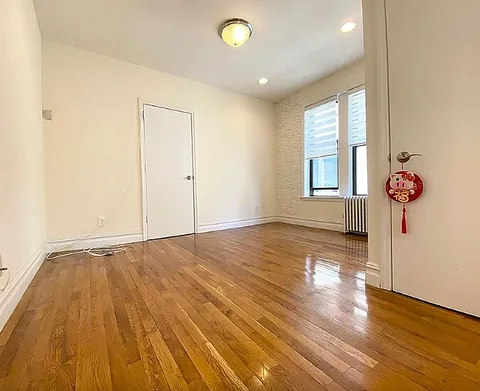 Jamaica Room For Rent