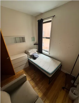 Astoria Room For Rent