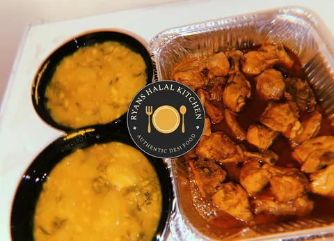 Regular chicken bhuna