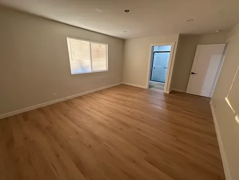 Queens village Room For Rent