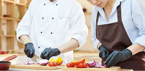 Astoria Kitchen helper Needed
