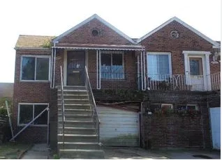 2 family House For Sale in Saint Al- bans