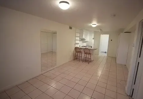 House For rent in Queens
