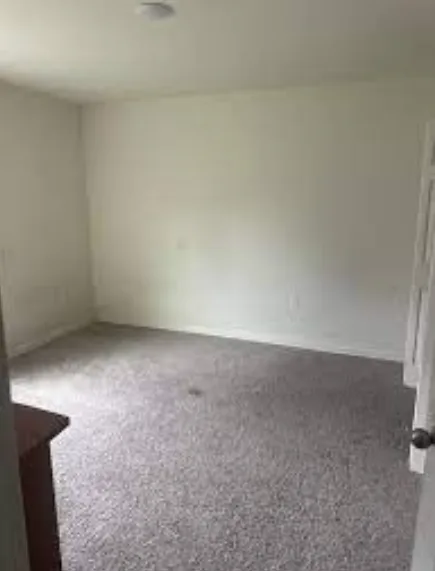 Sunnyside Room For Rent