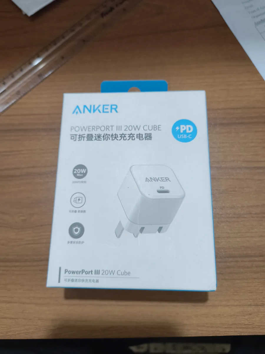 Anker Powerport III 20W Cube