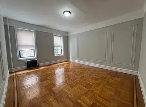 Elmhurst Room For Rent