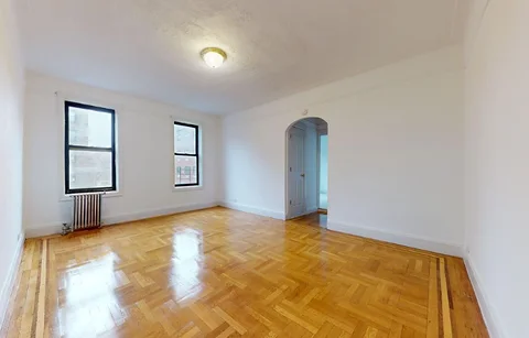 Dongan  Ave room for rent