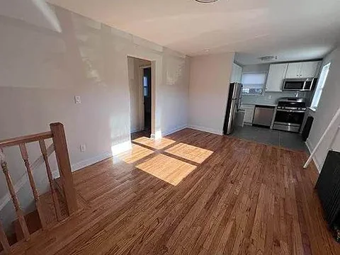 Ozone Park House for rent