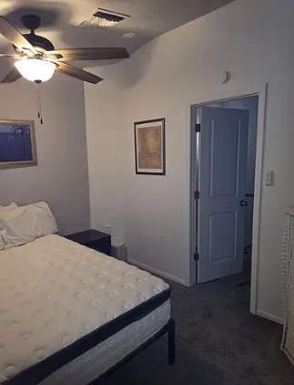 Elmhurst room for rent
