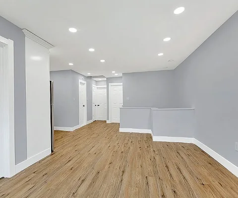 Jamaica room for rent