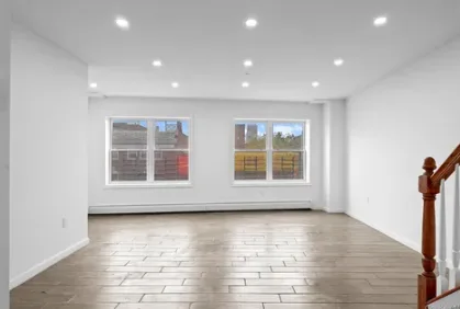 Jamaica room for rent