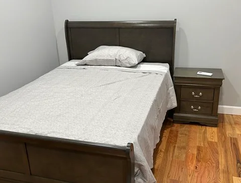 Jamaica room for rent