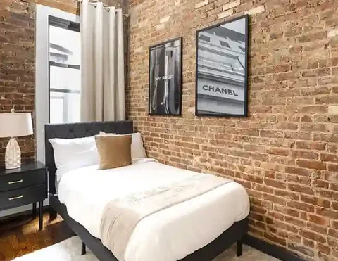 Astoria roommates needed