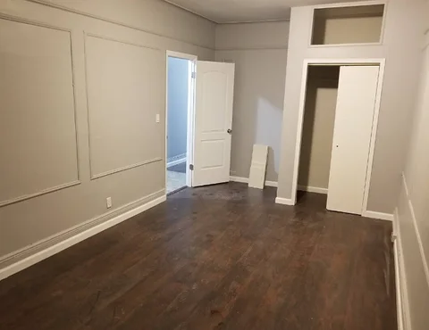 South Jamaica room for rent