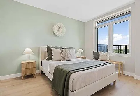 Astoria room for rent