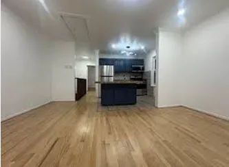 Room for rent in Sutphin