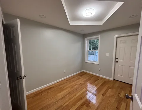 Jamaica room for rent