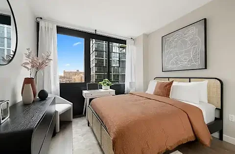 Jamaica room for rent