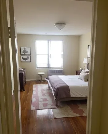 Room for rent in Jamaica