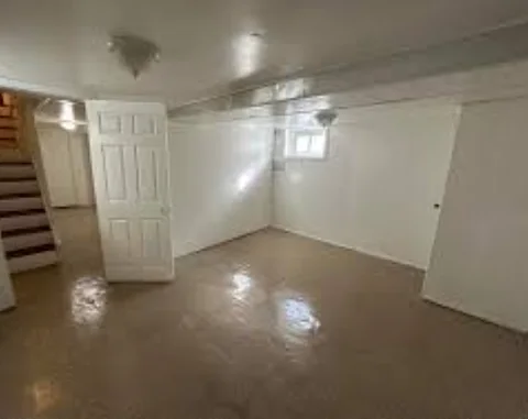 Room for rent in Hollis