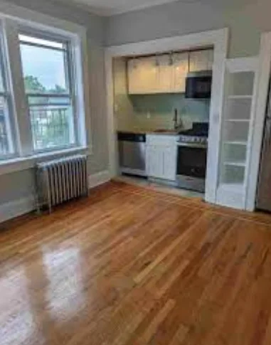 Room for rent in Astoria