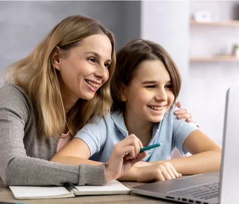 Expert Home Tutor Available in  Dhanmondi