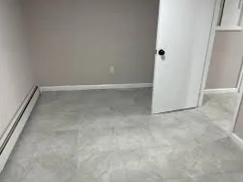 Semi Basement for rent Jamaica