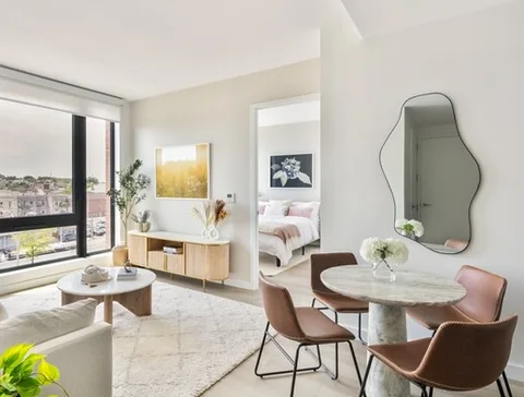 Studio for rent in Woodside