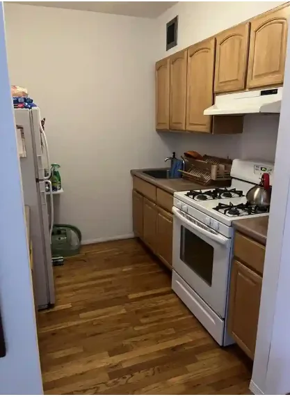 Room for rent in Jamaica
