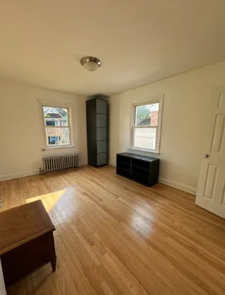 Room for rent in Jamaica
