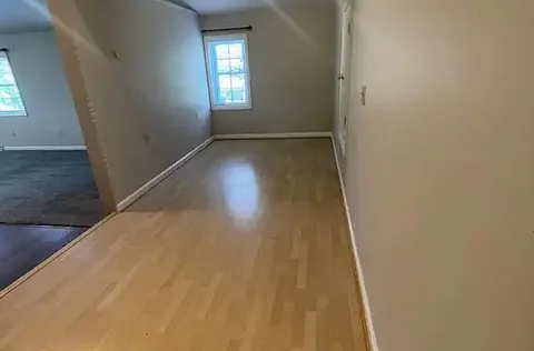 Room for rent in Jamaica