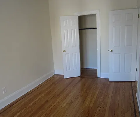 Room for rent in Woodside