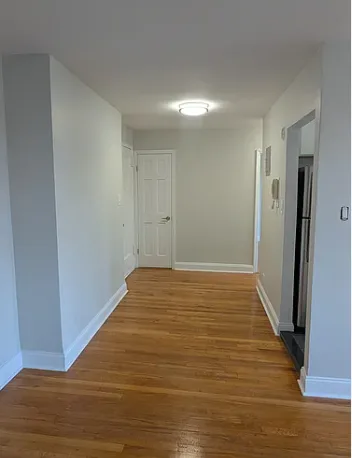 Room for rent in Jamaica