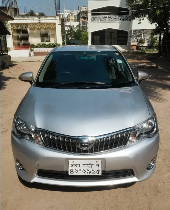 Toyota Axio  2013